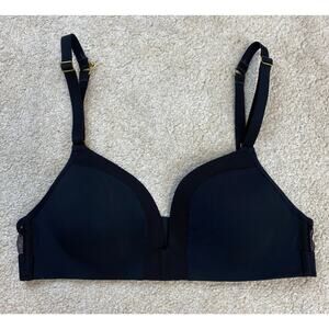 Lively The All-Day Deep V No-Wire Bra Jet Black Size 32B